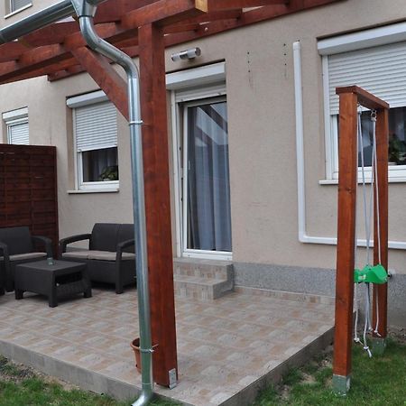 Gyorszem Apartman מראה חיצוני תמונה