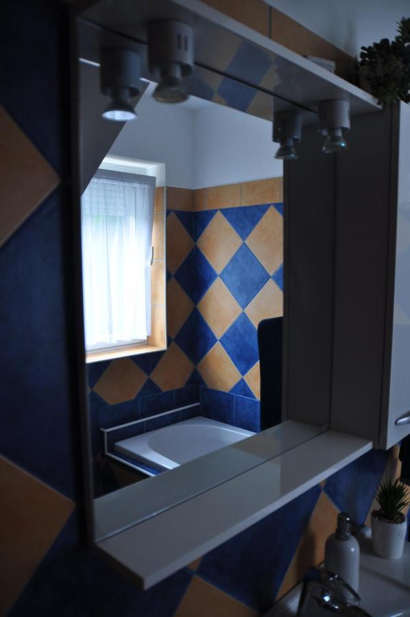 Gyorszem Apartman מראה חיצוני תמונה